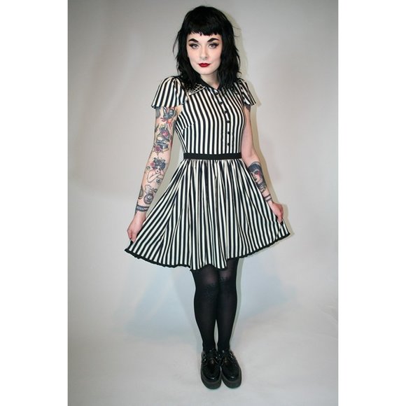 STRIPE LYDIA DRESS CREAM & BLACK - Picture 4 of 6